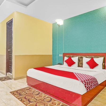 Hotel O Prince Home Stay Near Ambience Mall Nové Dillí Exteriér fotografie