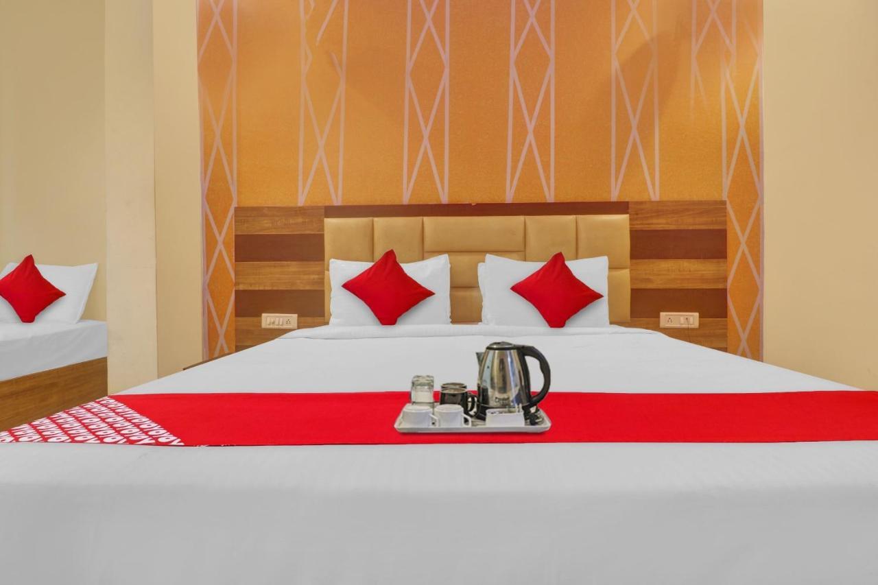 Hotel O Prince Home Stay Near Ambience Mall Nové Dillí Exteriér fotografie